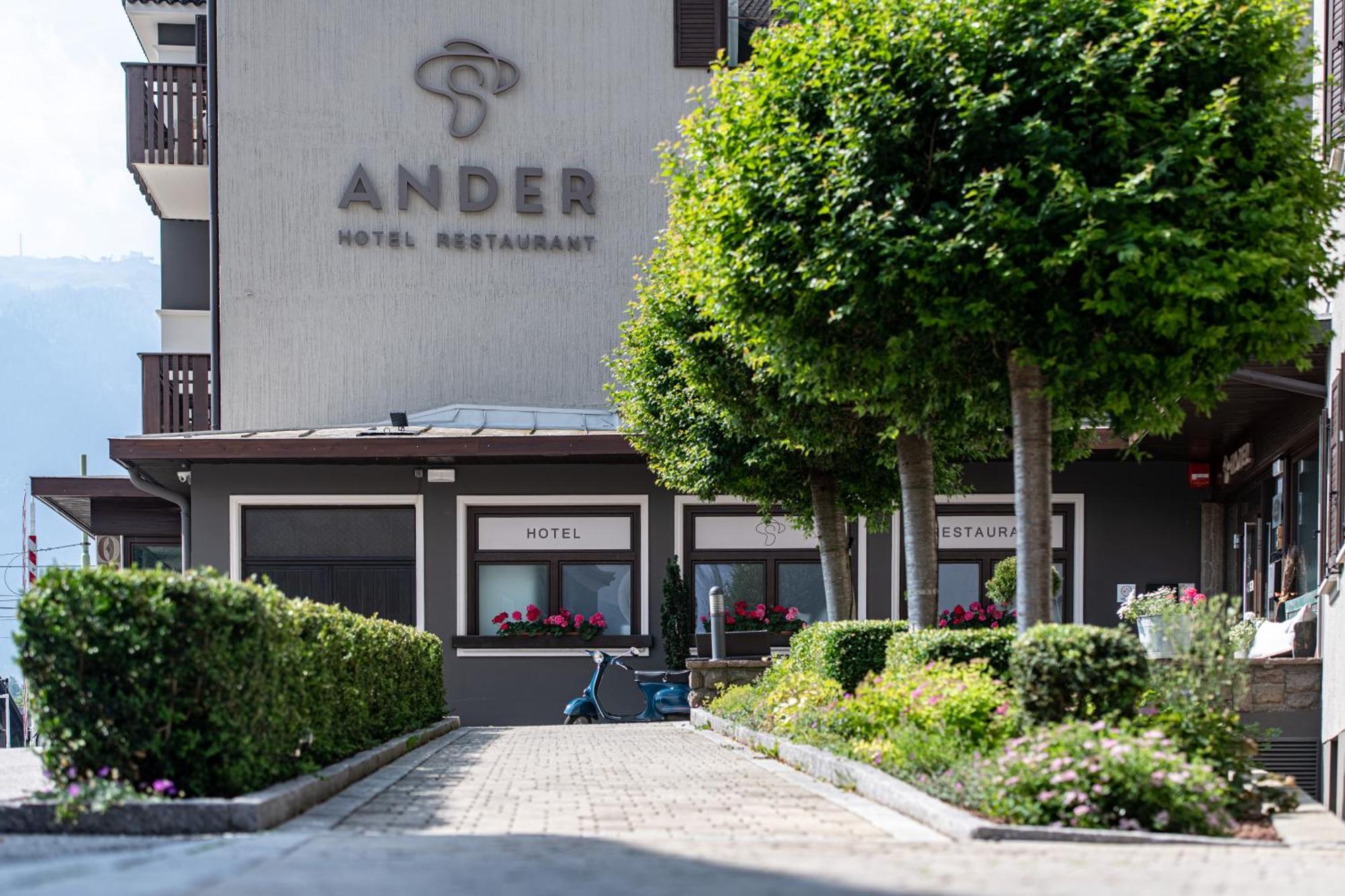 Hotel Ander Brunico Exteriér fotografie